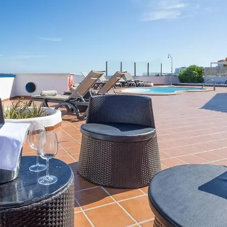 Corralejo Beachfront Villa Remos With Lobos Island View, Private Pool, Wifi & Bbq By Amazzzing Travel Extérieur photo